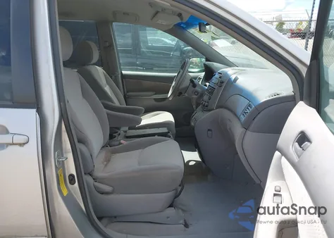 2007 Toyota Sienna Le из США, поврежденный, VIN 5TDZK23CX7S098822